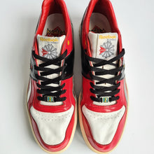 Load image into Gallery viewer, Reebok Voltron Pack Red Lion Pro Legacy Low UK11 Korreckt