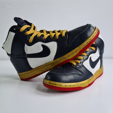 Load image into Gallery viewer, Nike Dunk High '2010 Olympics' UK7.5 Korreckt