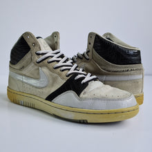 Load image into Gallery viewer, Nike Court Force Hi UK10 Korreckt