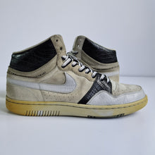 Load image into Gallery viewer, Nike Court Force Hi UK10 Korreckt