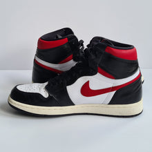 Load image into Gallery viewer, Nike Air Jordan 1 Retro High 'Gym Red' UK10