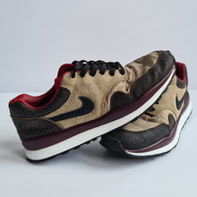 Load image into Gallery viewer, Nike Air Safari Vintage UK9.5