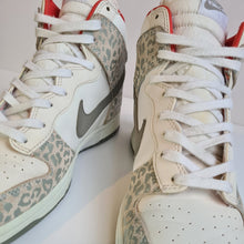 Load image into Gallery viewer, Nike Dunk High &#39;Skinny Leopard&#39; UK8.5 Korreckt
