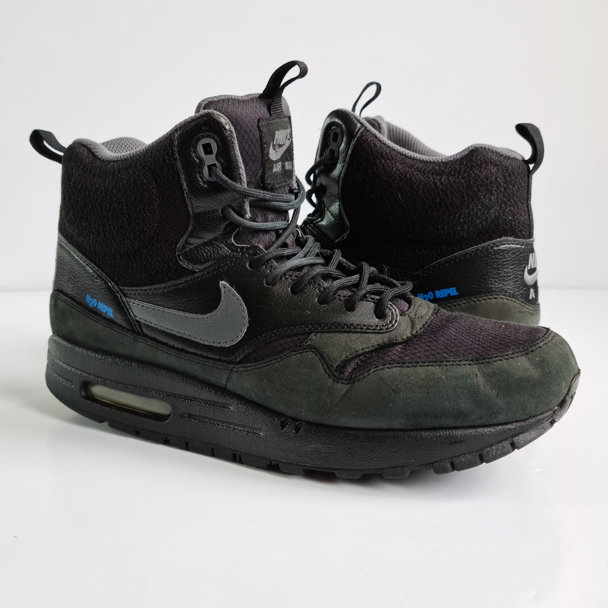 Air Max Mid Sneaker Boot Black UK7