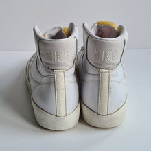 Load image into Gallery viewer, Nike Blazer Mid 77 Vintage Sail Platinum UK10
